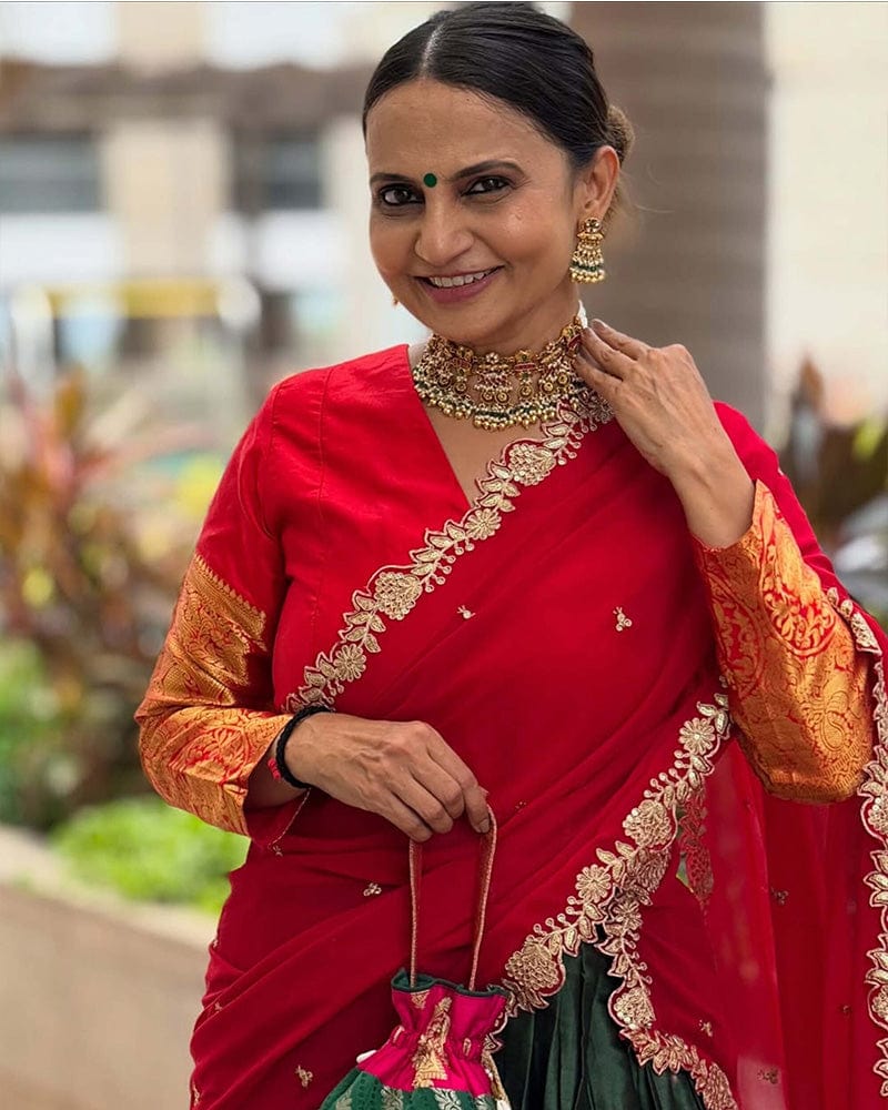 Roopal Shah In Green Color Narayan Pattu Silk Designer Lehenga Choli