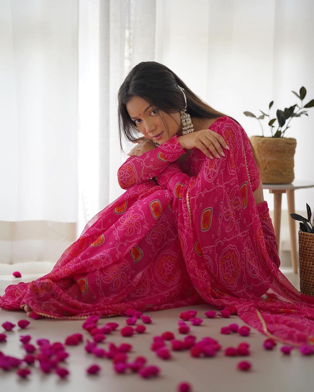 Arti Chauhan In Pink Bandhej Chiffon Pre Drapped Saree
