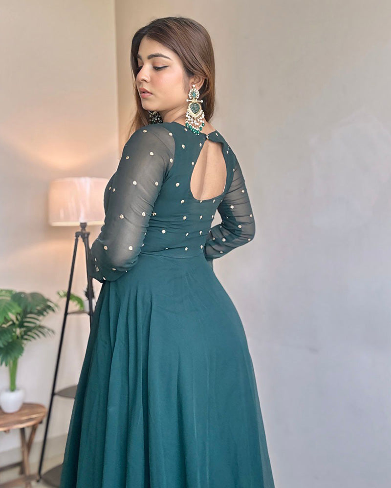 Kanak Mishra In Green Color Georgette Anarkali Three Piece Suit