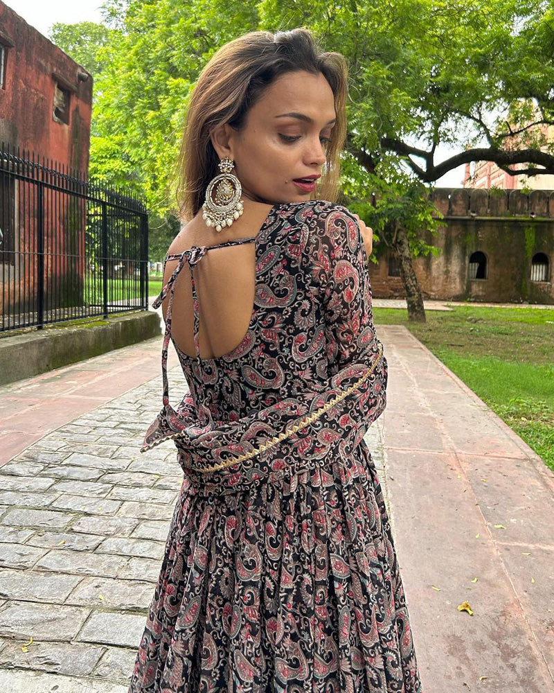 Monalisha Mahapatra Black Colour Soft Georgette Anarkali Three Piece Suit