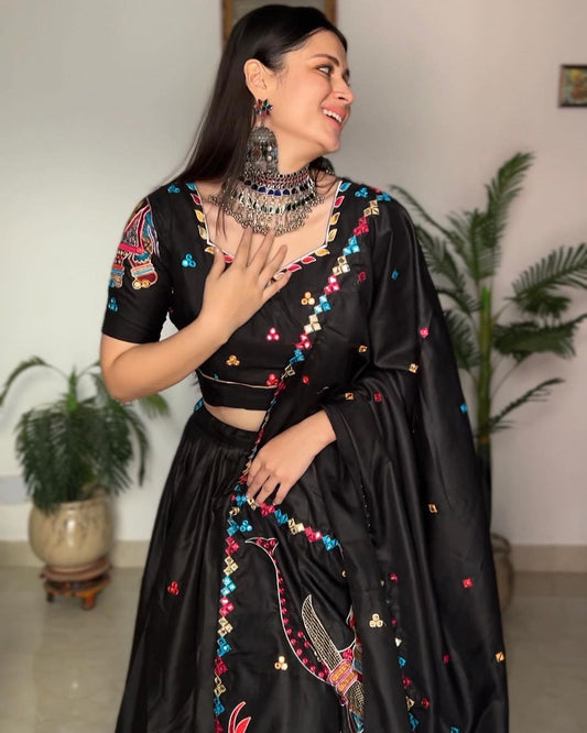 Gunjan Kunwar In Our Navratri Elephant Style Semi Stitched Lehenga Choli