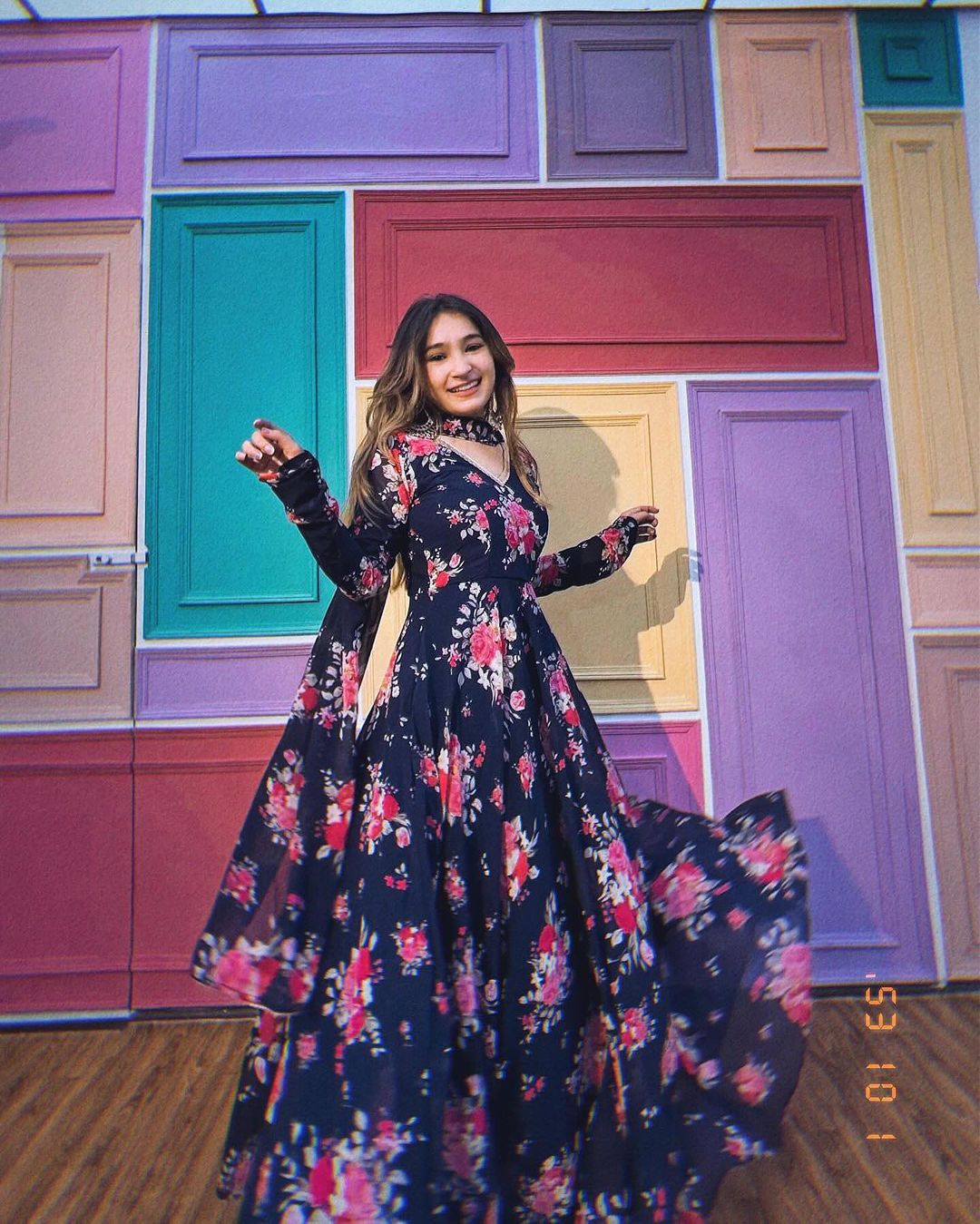 Kiran Rana In Floral Navy Blue Color Anarkali Suit