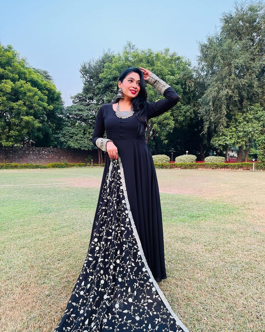 Srishti Devo Bhavva in Black Color Soft Georgette With Heavy Embroidery Work Dupatta Anarkali Suit
