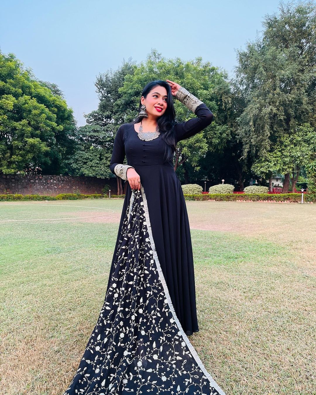 Srishti Devo Bhavva in Black Color Soft Georgette With Heavy Embroidery Work Dupatta Anarkali Suit