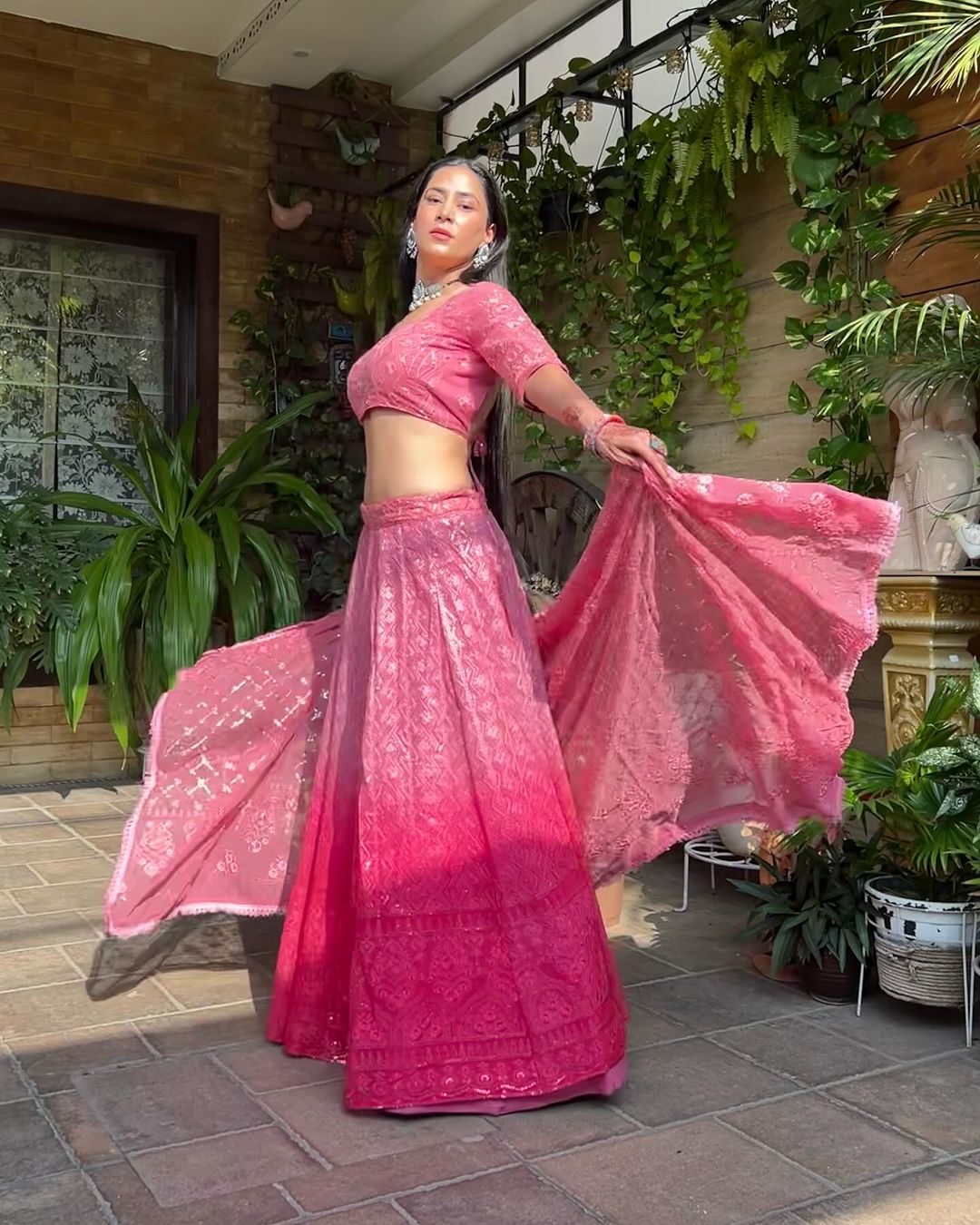 Isha Sharma in Pink Shaded Lucknowi Style Embroidered Soft Georgette Semi Stitched Lehenga Choli