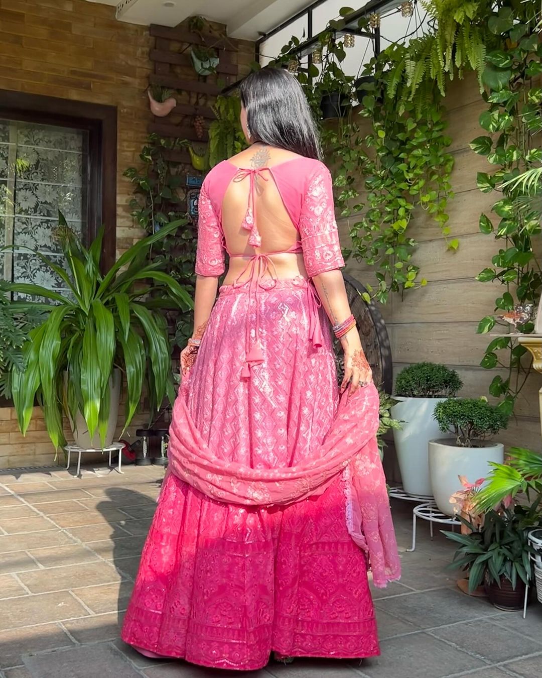 Isha Sharma in Pink Shaded Lucknowi Style Embroidered Soft Georgette Semi Stitched Lehenga Choli