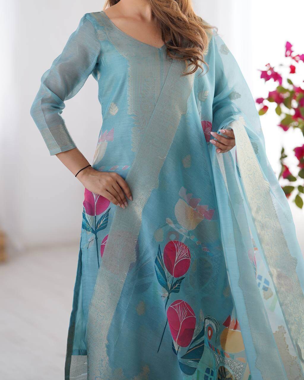 Floral Printed Chanderi Silk Jacquard Straight Kurta With Trouser And Dupatta