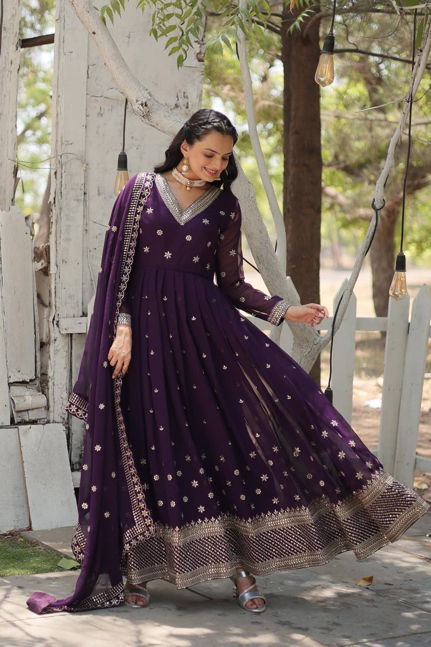 radhika's Anarkali Suit Sut .TD-158