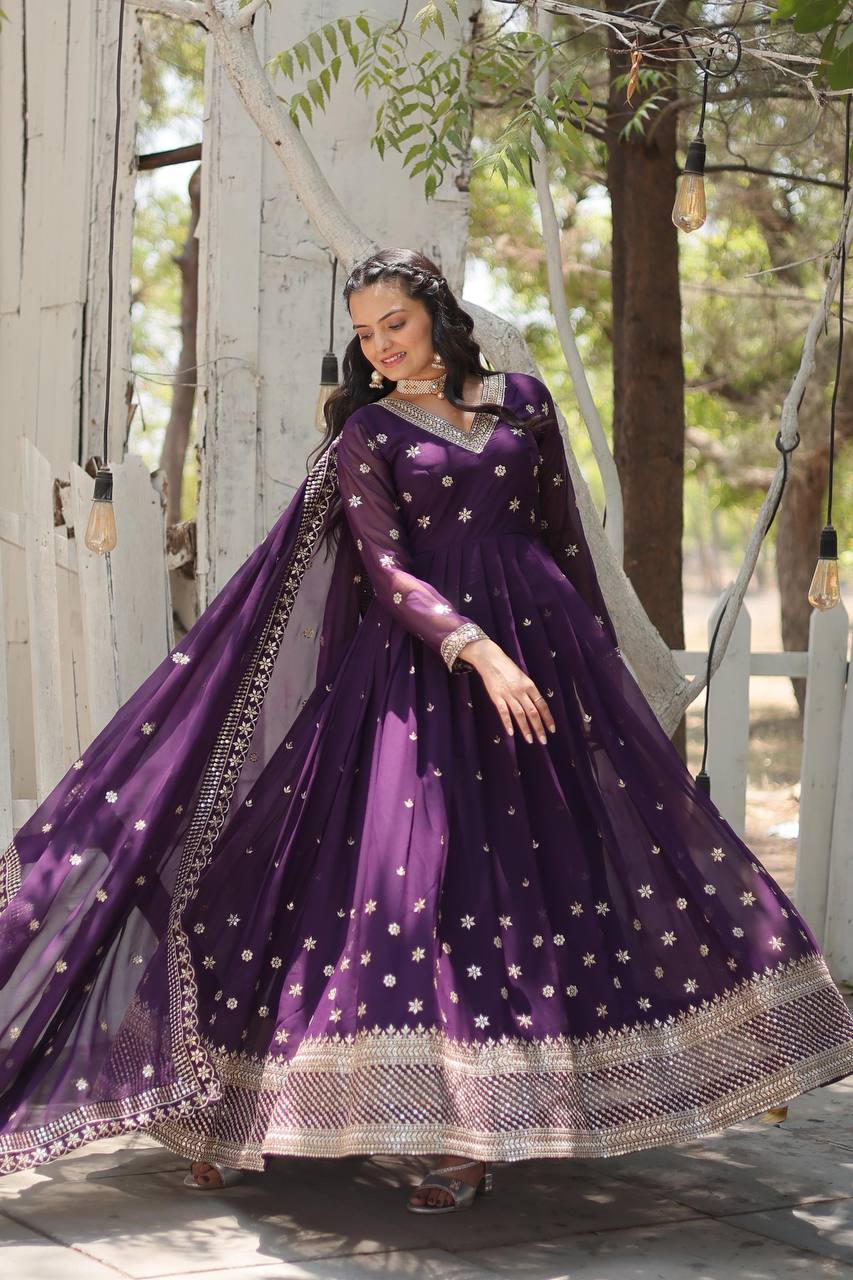 radhika's Anarkali Suit Sut .TD-158